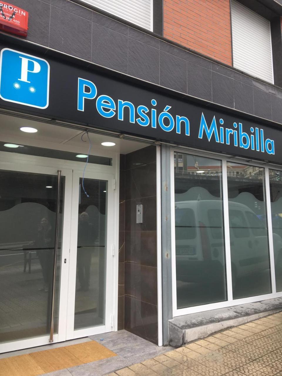 Pension Miribilla Билбао Екстериор снимка